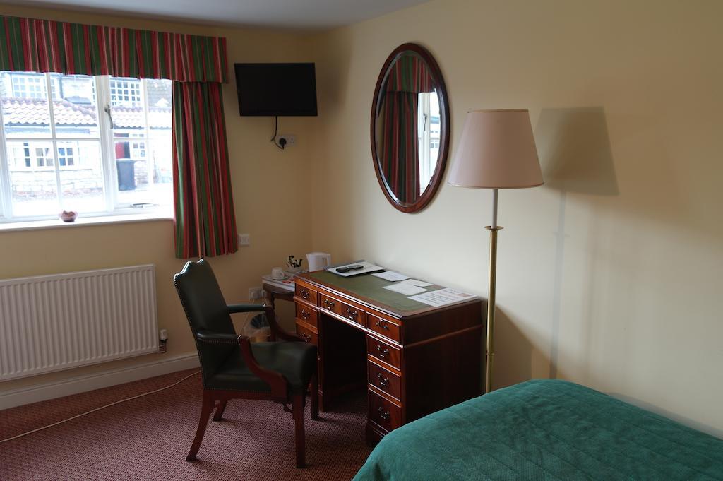 Red Lion Dunston Hotel Branston  Bagian luar foto