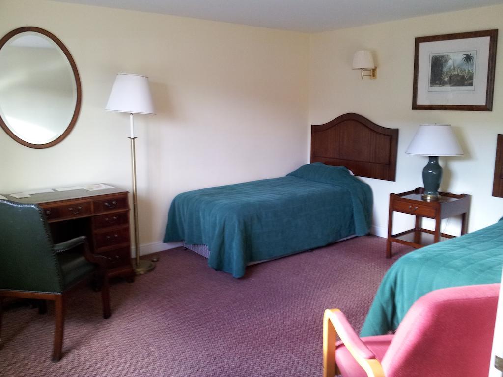Red Lion Dunston Hotel Branston  Bagian luar foto