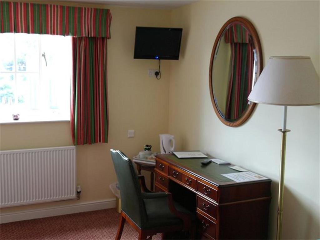 Red Lion Dunston Hotel Branston  Bagian luar foto